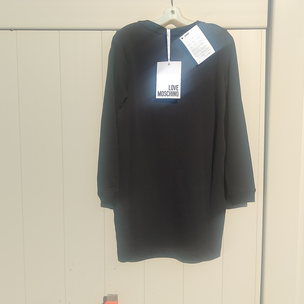 Love Mosvhino New Red Heart Long Sweatshirt, Dress Small - Picture 6 of 10
